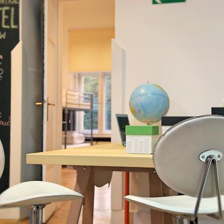 Grand Central Hostel Краков Экстерьер фото