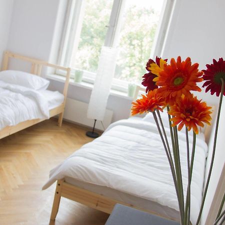 Grand Central Hostel Краков Экстерьер фото
