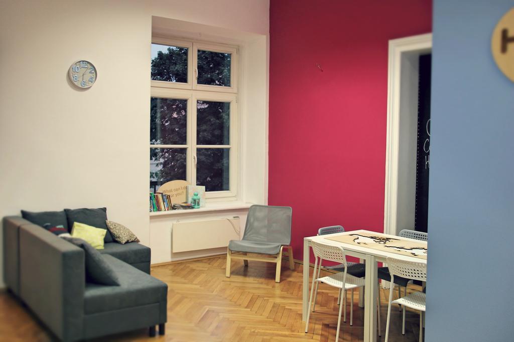 Grand Central Hostel Краков Экстерьер фото
