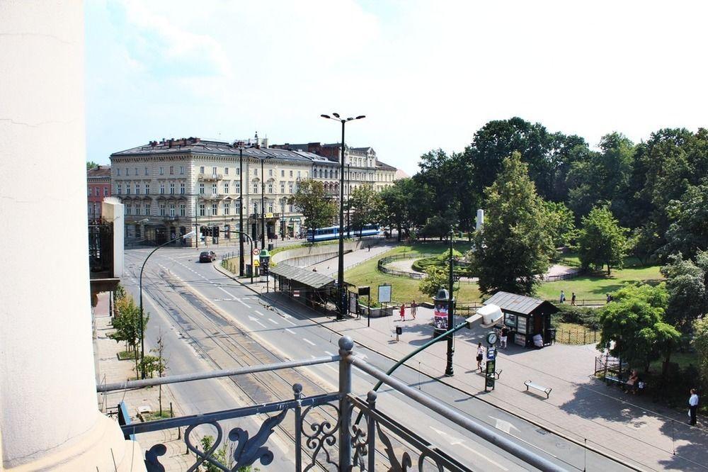 Grand Central Hostel Краков Экстерьер фото